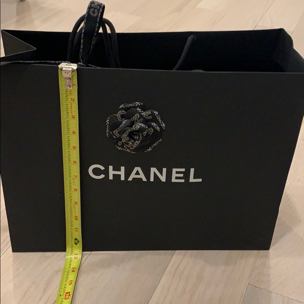 Chanel gift bag large